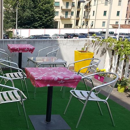 Hotel Ca Moderna/Moderno Mestre Zewnętrze zdjęcie